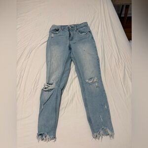 A&F high rise mom Jean